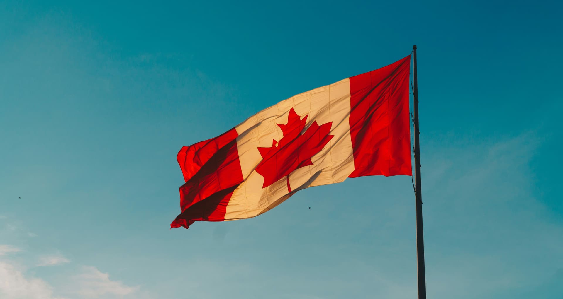 How Canadians Can Successfully Sell or Rent Their Florida Property in 2025: A Complete Guide